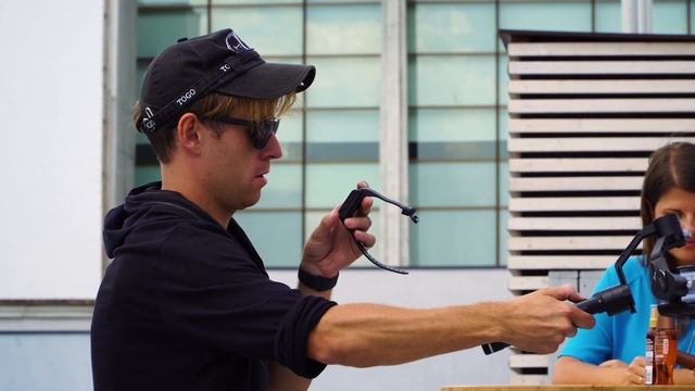 Выбираем средство для загара с Первым каналом и гостями бассейна «Чайка» смотреть онлайн