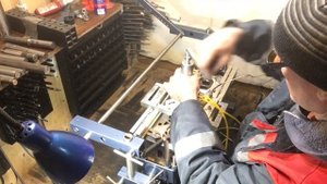 ( урок3) прирезка сёдел ГБЦ мульти-угловым резцом с пневмо приводом
