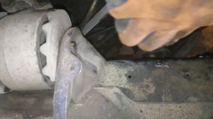 замена натяжного ролика на Мицубиси Каризма