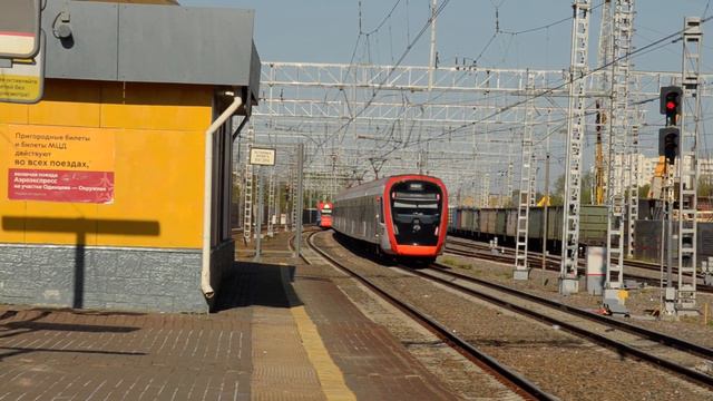 "Два поколения Иволг" ЭГ2тв-028 и ЭГ2тв-002 на Ст.Кунцево смотреть онлайн