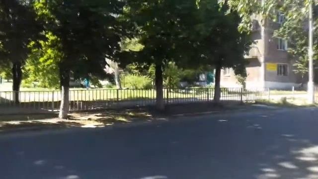 РЕБЕНКА БРОСИЛИ НАУЛИЦЕ ИСТЕРИКА
