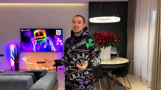 ДВОРНЯГИ НАПАЛИ на Лекси / Бездомные Собаки Нападают