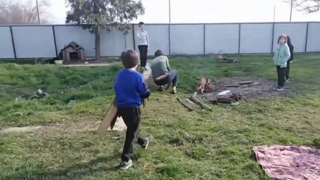 7 марта 2020. Пикничок во дворе