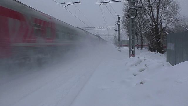 Поезд 107я вологда москва