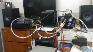 還有 KEF Q350