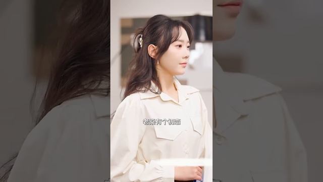 【MULTI SUB】 女人當了霸道總裁五年的秘書，心甘情願做他的地下情人，儅她天真以爲付出遲早有回報，卻不料被現實狠狠打臉，原來男人早已訂婚，她只是男人的發泄工具#女頻#虐戀#霸道總裁#言情#灰姑