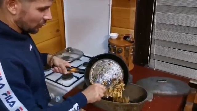 Александр Воронище готовит белорусскую бабку смотреть онлайн