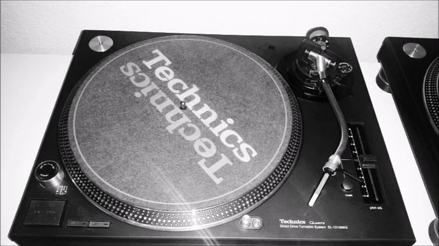 Adam Beyer - Live at Timewarp [27-03-2004] - 160 kBits смотреть онлайн