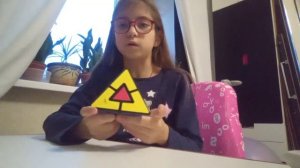 Как собирать треугольный кубик рубик