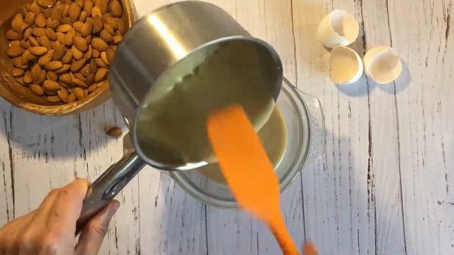 Торт безе с кофейным кремом и грильяжем по рецепту Ирины Чадеевой