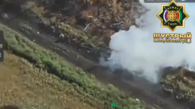 Наш боец отбил  дрон-камикадзе прикладом автомата. Беспилотник ликвидирован, парень уцелел.