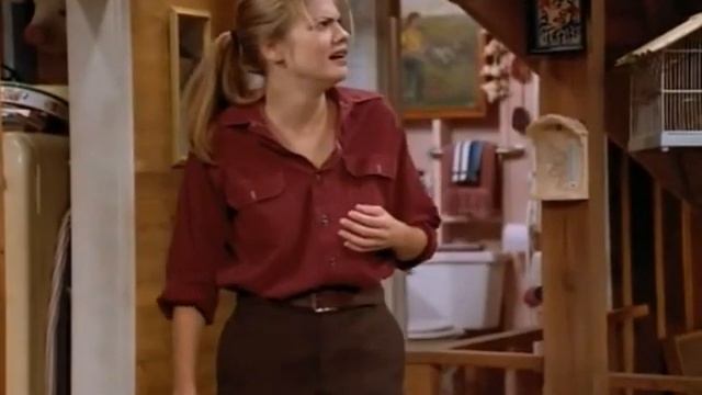 Третья планета от солнца. Салли чихает смотреть онлайн