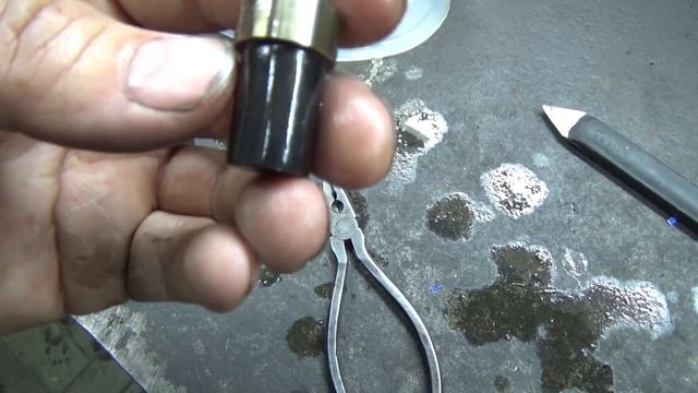 Замена распылителей форсунок ОМ 601 Мерседес 208 "Кузнечик" смотреть онлайн