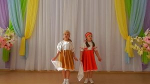 Русская народная песня "Как пошли наши подружки"