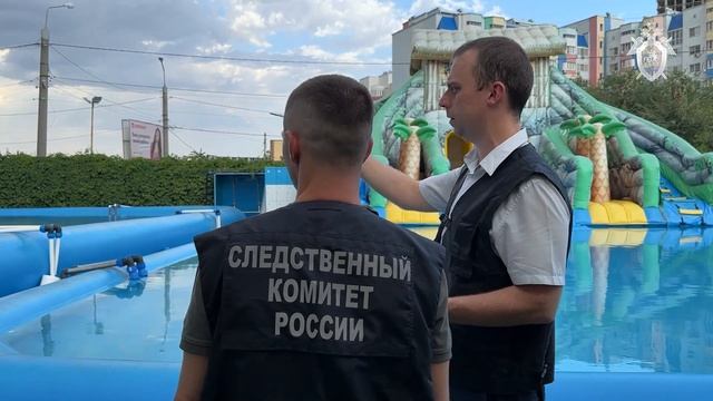 4-летний мальчик утонул в парке Астрахани, СК проводит проверку смотреть онлайн