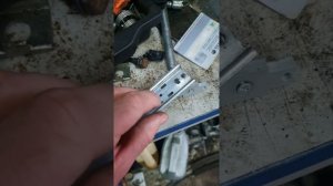 Ремонт подлокотника фиксатора на пежо 308 408, ситроен