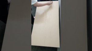 How to add a wood look to a laminate desk top using Retique It and a wood graining tool
