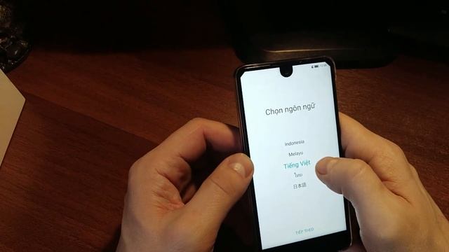 Распаковка Sharp Aquos S2 смотреть онлайн