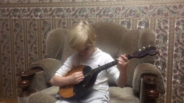 Пьеса "Цыплятки" - домра смотреть онлайн