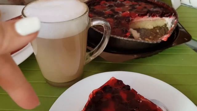 LIFE VLOG: Лика отпустила чёлку/ Как же это вкусно/ Самый лучший скраб для тела. смотреть онлайн