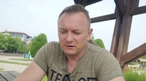 Кровать или диван в квартире под аренду