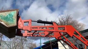 Самодельный погрузчик на Т-16, после замены Насоса на нш 16-16