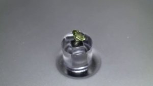 Натуральный хризолит 4,5*3,3 mm 0,6 cts