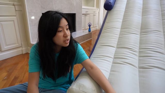 Game Master Hacks Our Smart Vending Machine смотреть онлайн