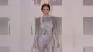 КИМ КАРДАШЬЯН ПОЯВИЛАСЬ НА ПУБЛИКЕ В ПОЛНОСТЬЮ ПРОЗРАЧНОМ ПЛАТЬЕ