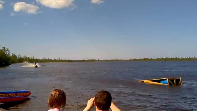 Снегоходы на воде смотреть онлайн