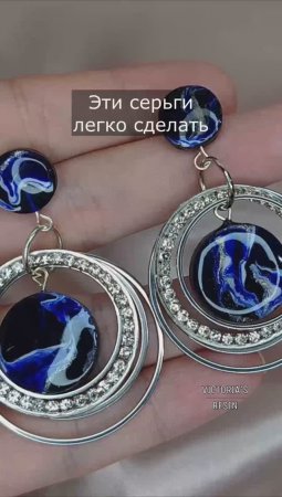 Серьги с мраморным рисунком из УФ смолы