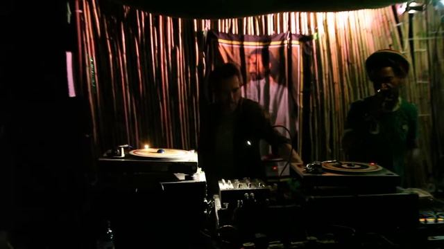 Manasseh-Brother Culture mashing up the dance @ Roots Garden Showcase, Governors beach Cyprus смотреть онлайн