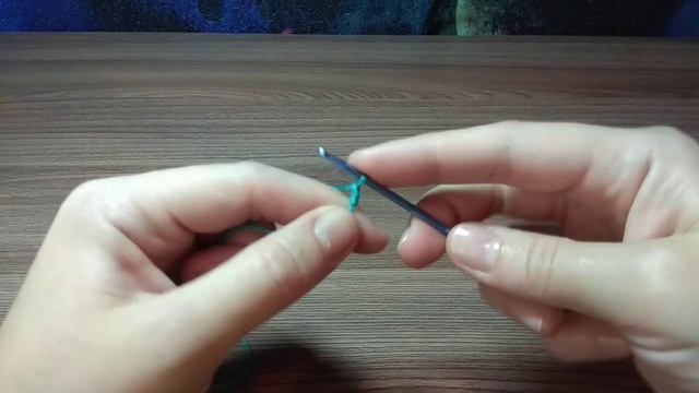 Как связать и закрыть цепочку из воздушных петель крючком? смотреть онлайн