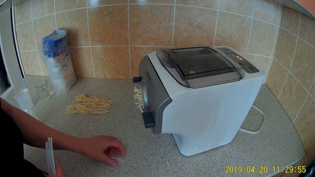 Паста-машина. Свежие спагетти за 10 минут.