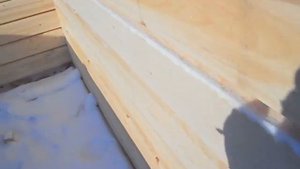 Баня с вылетами под веранду