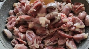 Как Вкусно Приготовить Куриные Сердечки. Куриные Сердечки в Белом Соусе.