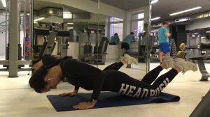 Отжимания от пола на коленях