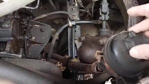 ГАЗ Соболь 2217 протерлись шланги гидроусилителя и масла. Убираем на будущее эту проблему