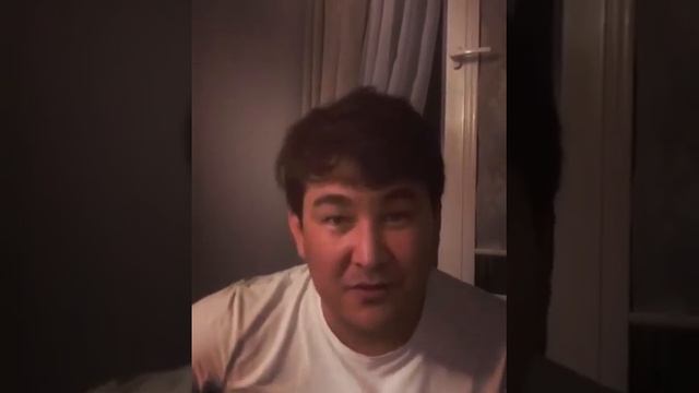 Азамат Мусагалиев "По берегу"