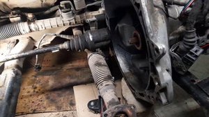 Замена втулок стабилизатора на Opel Corsa C