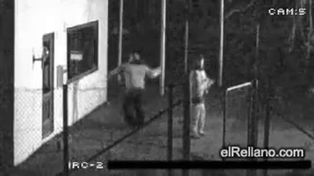 Очень продуманный грабитель смотреть онлайн