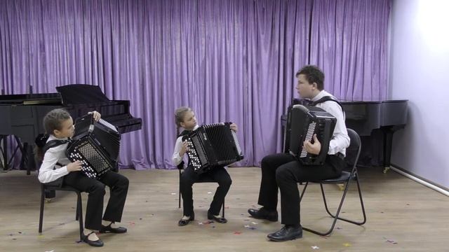 Трио Воробьева Валерия, Рачкова Дарья, Безручко Арсений - «Казаки в Берлине», М. Блантер смотреть онлайн