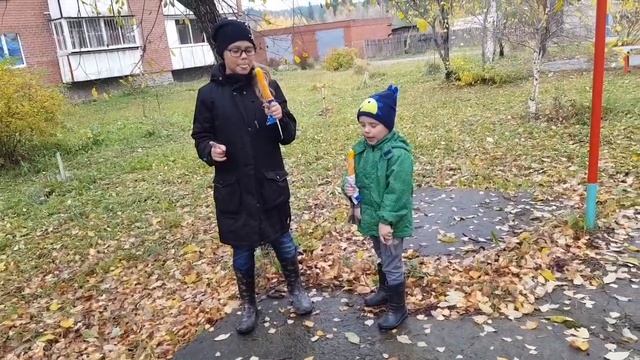 Фруктовый лёд " Капелька лета" манго и ананас) Bubble gum от Chupa Chups сладкая вата смотреть онлайн