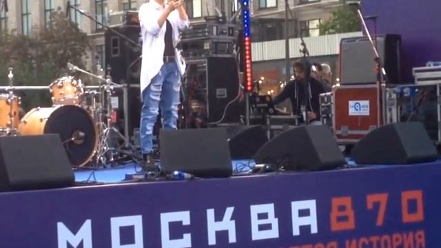 Юлия Мамочева. Триумфальная площадь. Москва. День города!