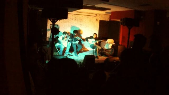 Flamenco Napuleño Trio - Indifferentemente [Farruca] (live @ Cellar Theory) смотреть онлайн