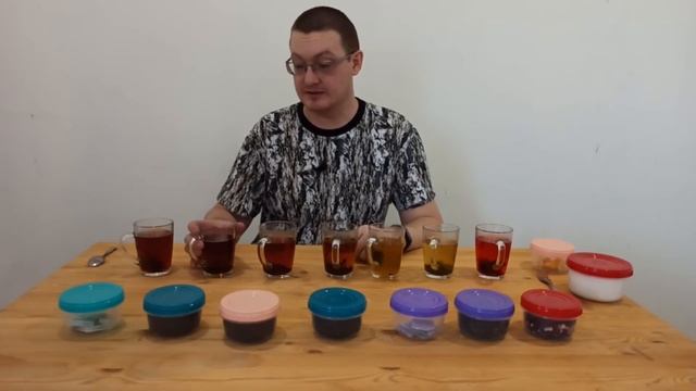 Эксперимент с завариванием чёрного и зелёного чая