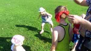 Подвижные игры для самых маленьких - ЖМУРКИ"