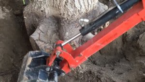 Навесная экскаваторная установка уралец