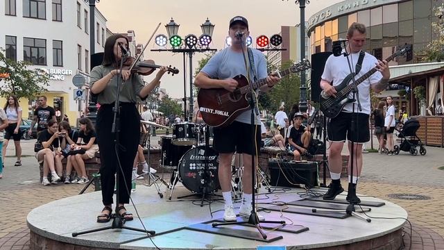 Совсем немного осталось до лета и потом они выйдут снова!!! смотреть онлайн