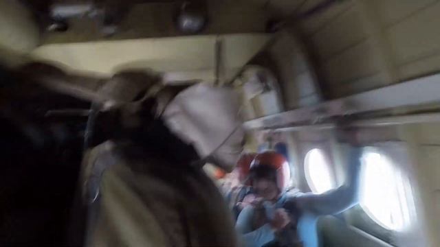 Первый прыжок с парашютом в Томске 22.06.2019 Аэроклуб ДОСААФ смотреть онлайн